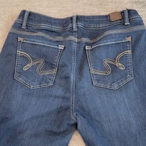 Wallflower Jeans